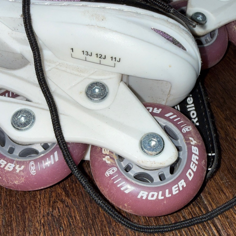 Roller Derby Stryde Purple and White Rollerblades adjustable size 11-1 w pads - Picture 4 of 12